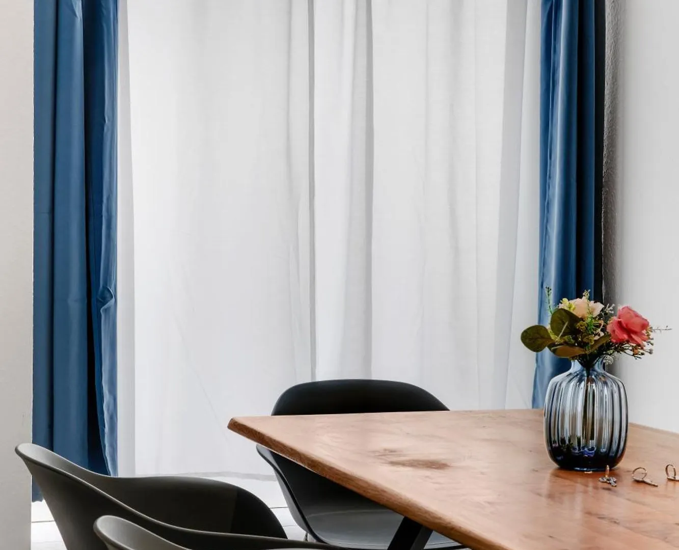 Central 3 Bedroom Apartment In Kreuzberg Berlin