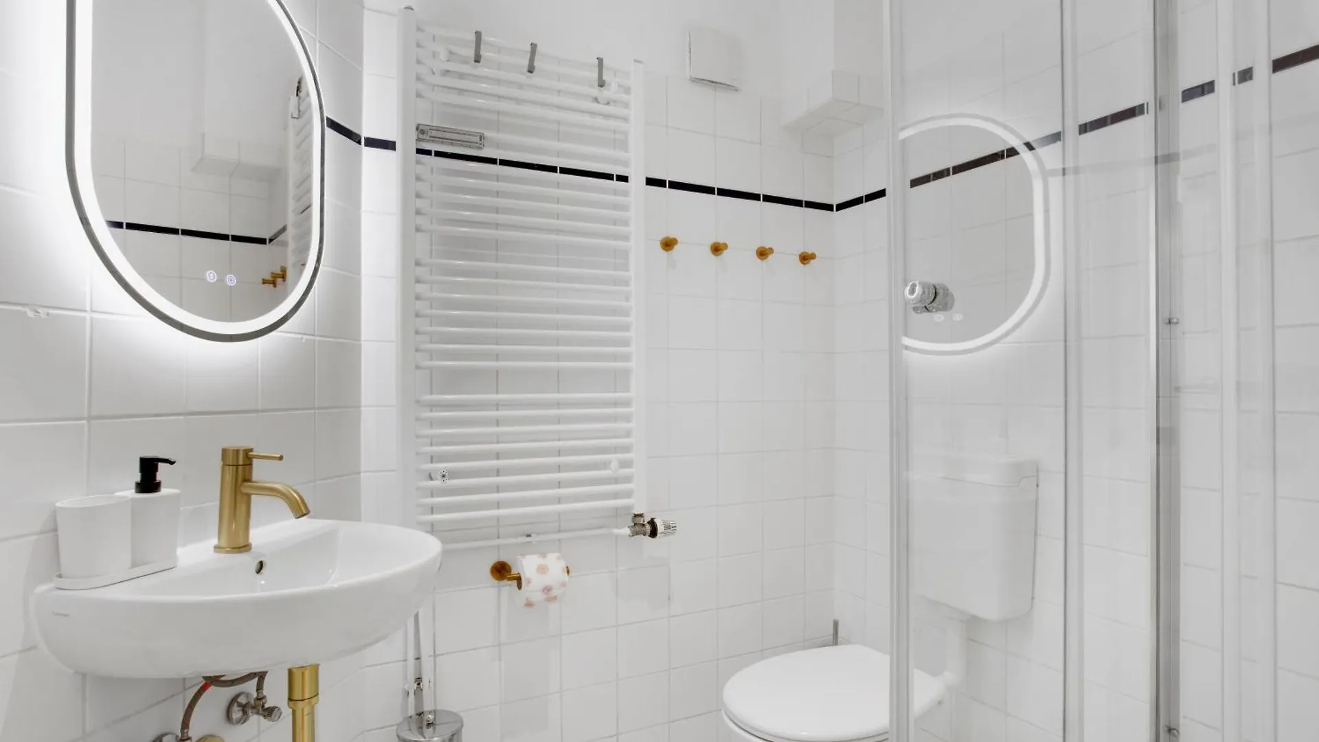 Central 3 Bedroom Apartment In Kreuzberg Berlin